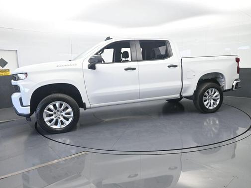 Summit White 2022 Chevrolet Silverado 1500 Limited Custom