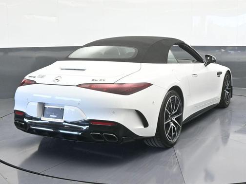 2022 Mercedes-Benz AMG SL 63 Base