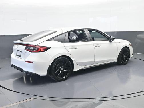 White 2023 Honda Civic Sport