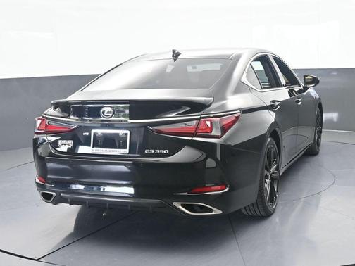 Obsidian Black 2024 Lexus ES 350 F SPORT Handling