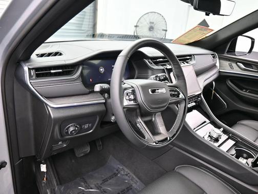 2024 Jeep Grand Cherokee L Overland