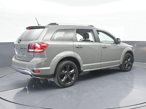 2020 Dodge Journey Crossroad
