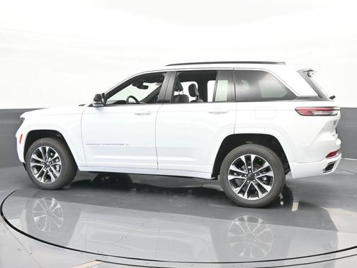 2024 Jeep Grand Cherokee Overland