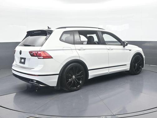 2020 Volkswagen Tiguan 2.0T SE R-Line Black