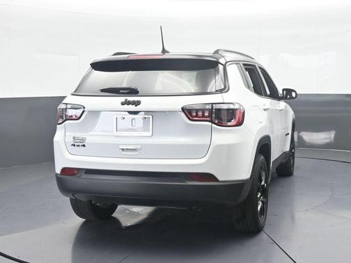 2023 Jeep Compass Altitude