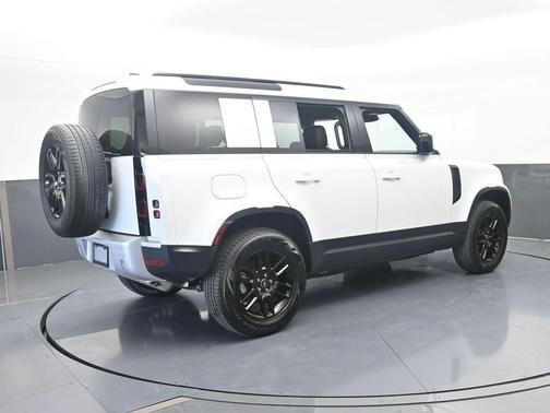 Fuji White 2025 Land Rover Defender P300