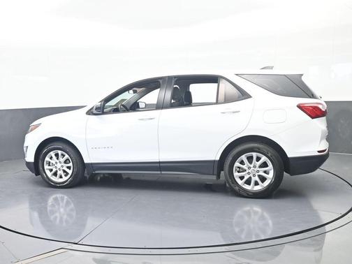 Summit White 2019 Chevrolet Equinox LS