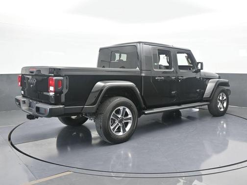 2024 Jeep Gladiator Sport