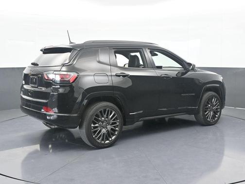 2022 Jeep Compass Altitude