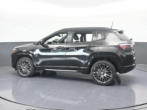 2022 Jeep Compass Altitude