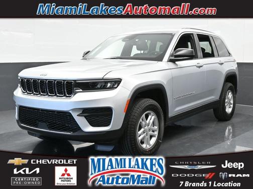 2024 Jeep Grand Cherokee Laredo
