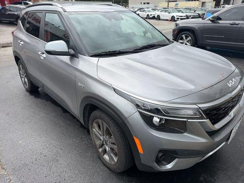 2022 Kia Seltos S