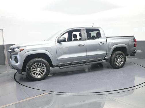 Sterling Gray Metallic 2023 Chevrolet Colorado LT