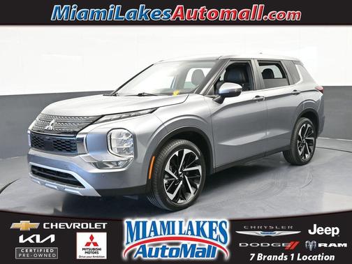 2022 Mitsubishi Outlander SE