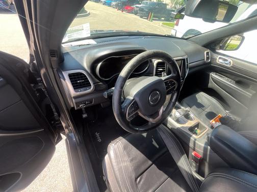 Maximum Steel Metallic Clearcoat 2014 Jeep Grand Cherokee Laredo