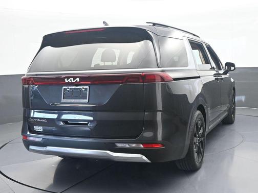 Metal 2022 Kia Carnival SX