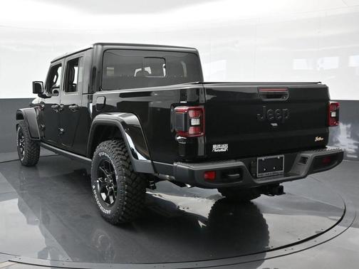 2024 Jeep Gladiator Sport