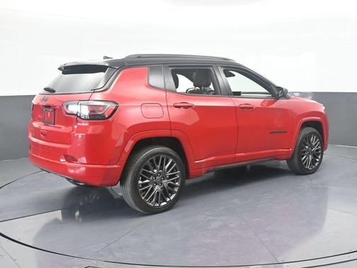 2023 Jeep Compass Altitude