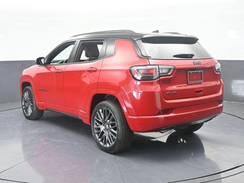 2023 Jeep Compass Altitude