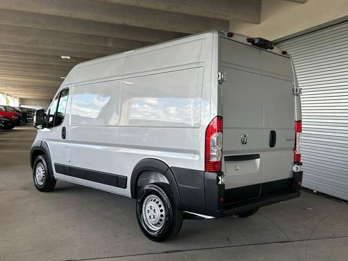 Bright Silver Clearcoat Metallic 2025 RAM ProMaster 1500 Base