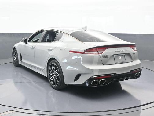 2022 Kia Stinger GT-Line
