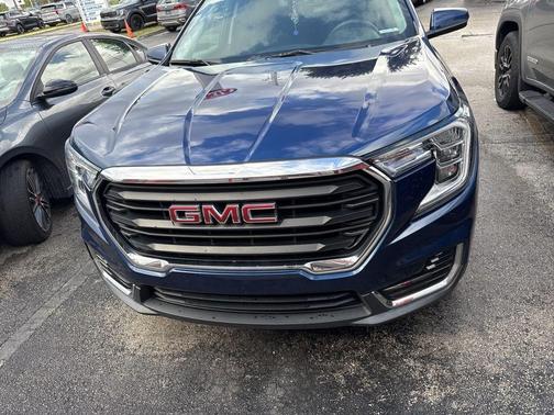 2022 GMC Terrain SLE