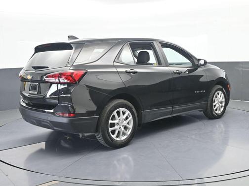 Mosaic Black Metallic 2023 Chevrolet Equinox LS