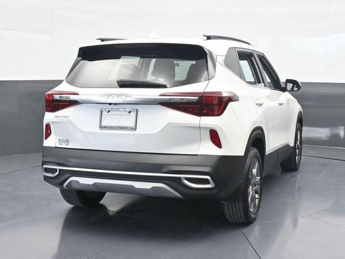 2023 Kia Seltos S