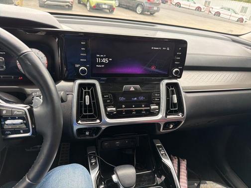 2023 Kia Sorento SX-PRESTIGE