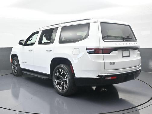 2023 Jeep Wagoneer Series III