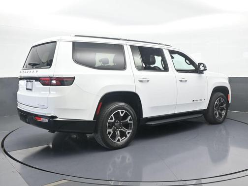 2023 Jeep Wagoneer Series III