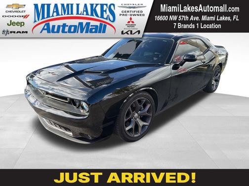 2016 Dodge Challenger SXT