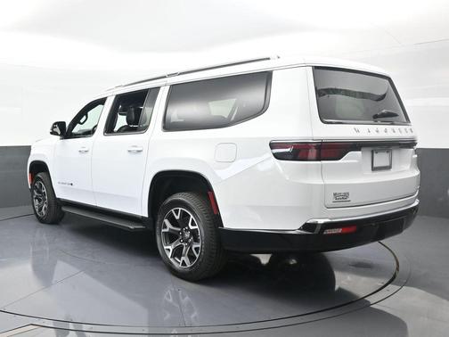 2023 Jeep Wagoneer L Series III