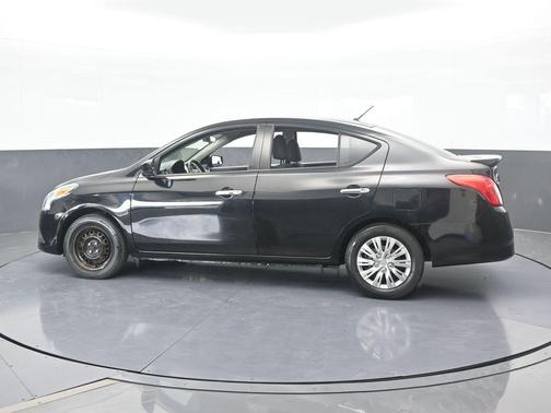 2018 Nissan Versa 1.6 SV
