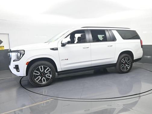 Summit White 2023 GMC Yukon XL AT4