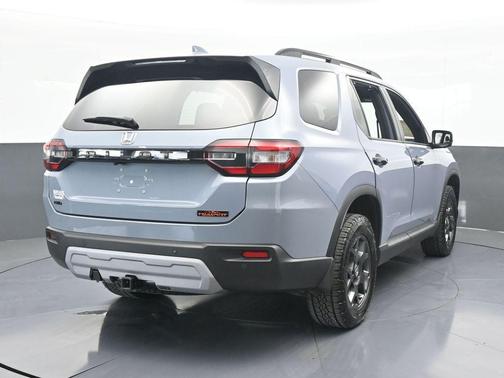 2023 Honda Pilot TrailSport