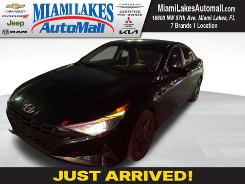 2023 Hyundai ELANTRA SEL