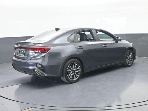 Gravity Gray 2024 Kia Forte GT-Line