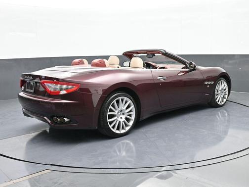 2015 Maserati GranTurismo Base