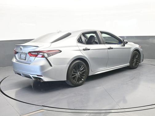 Celestial Silver Metallic 2023 Toyota Camry SE