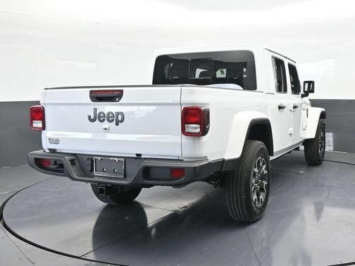 2024 Jeep Gladiator Sport