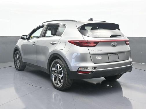 2022 Kia Sportage EX