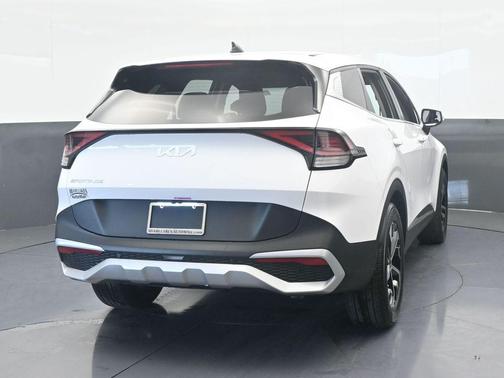 2025 Kia Sportage EX