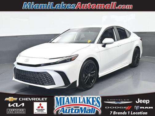 Wind Chill Pearl 2026 Toyota Camry SE