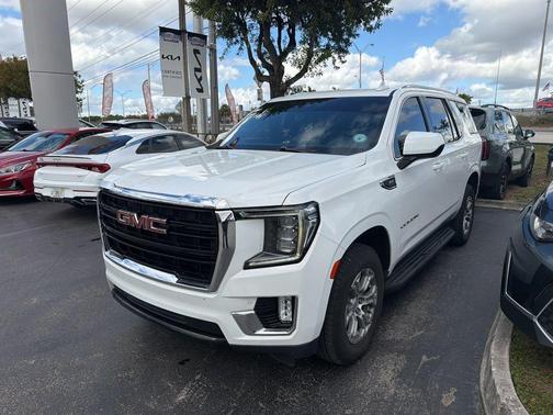2021 GMC Yukon SLE