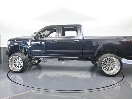2022 Ford F-350 Platinum