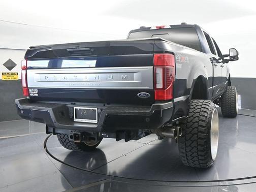 2022 Ford F-350 Platinum