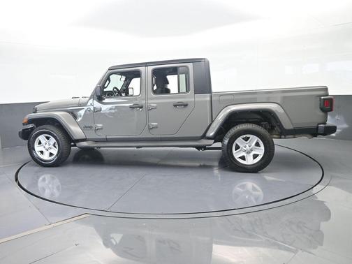 Sting Gray Clearcoat 2022 Jeep Gladiator Sport