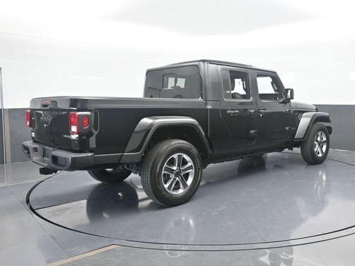2024 Jeep Gladiator Sport