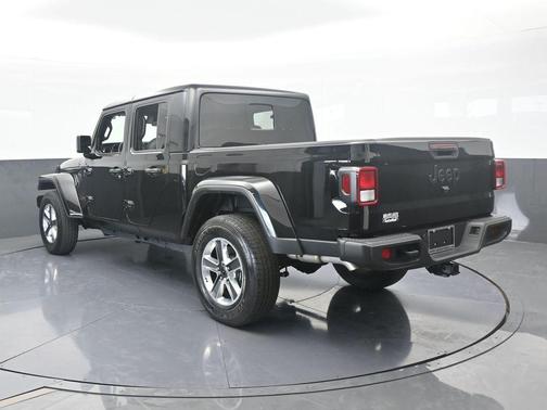 2024 Jeep Gladiator Sport